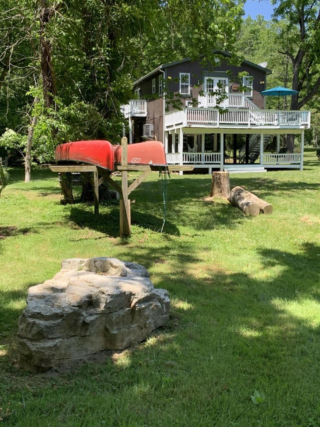 Bear Valley- Riverfront With Hot Tub! Luray Exterior photo